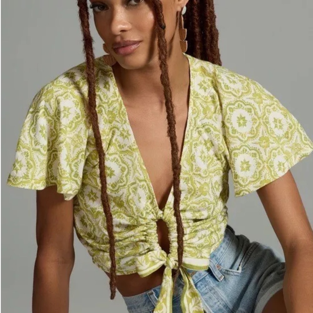 ANTHROPOLOGIE Pilcro | Flutter Sleeve Crop Top Green Motif Linen Blend